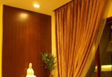Phòng Thờ Nên Chọn Rèm Cửa Màu Gì?