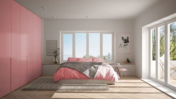 phòng ngủ màu hồng trắng xám