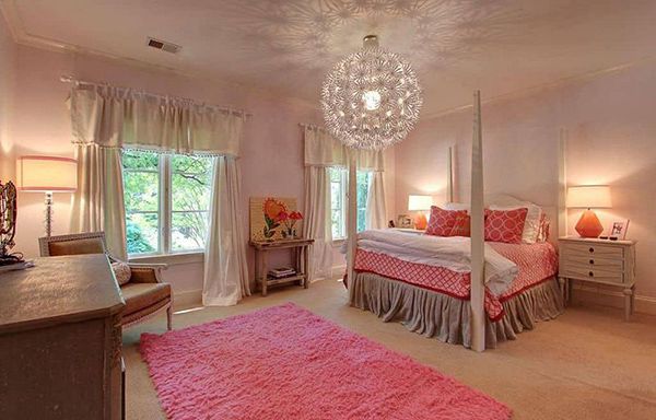 phòng ngủ màu hồng xám