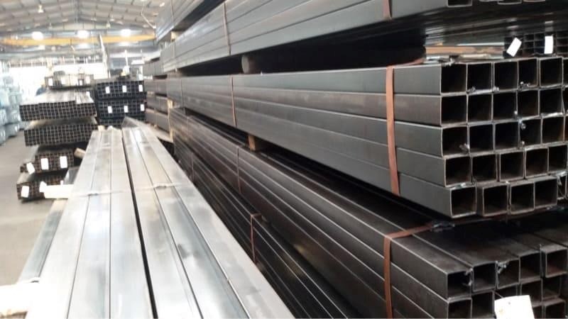 So sánh giá thép hộp Hòa Phát với các thương hiệu khác